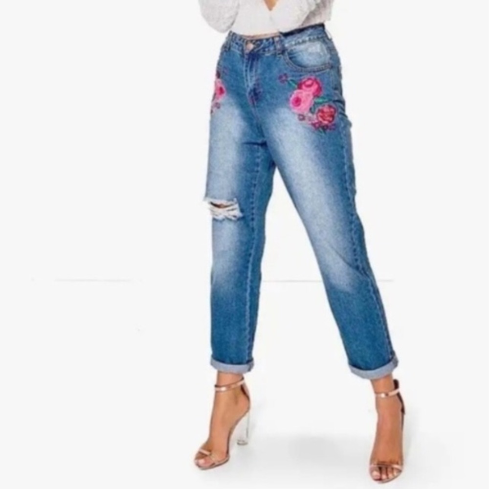 NEW BooHoo embroidered jeans sz 8 tall